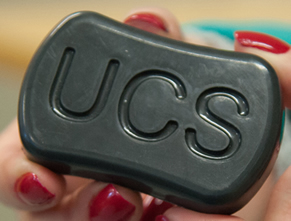 The Ocean Cleanup - Saboneteiras produzidas
com o material após processo
de análise e reciclagem.